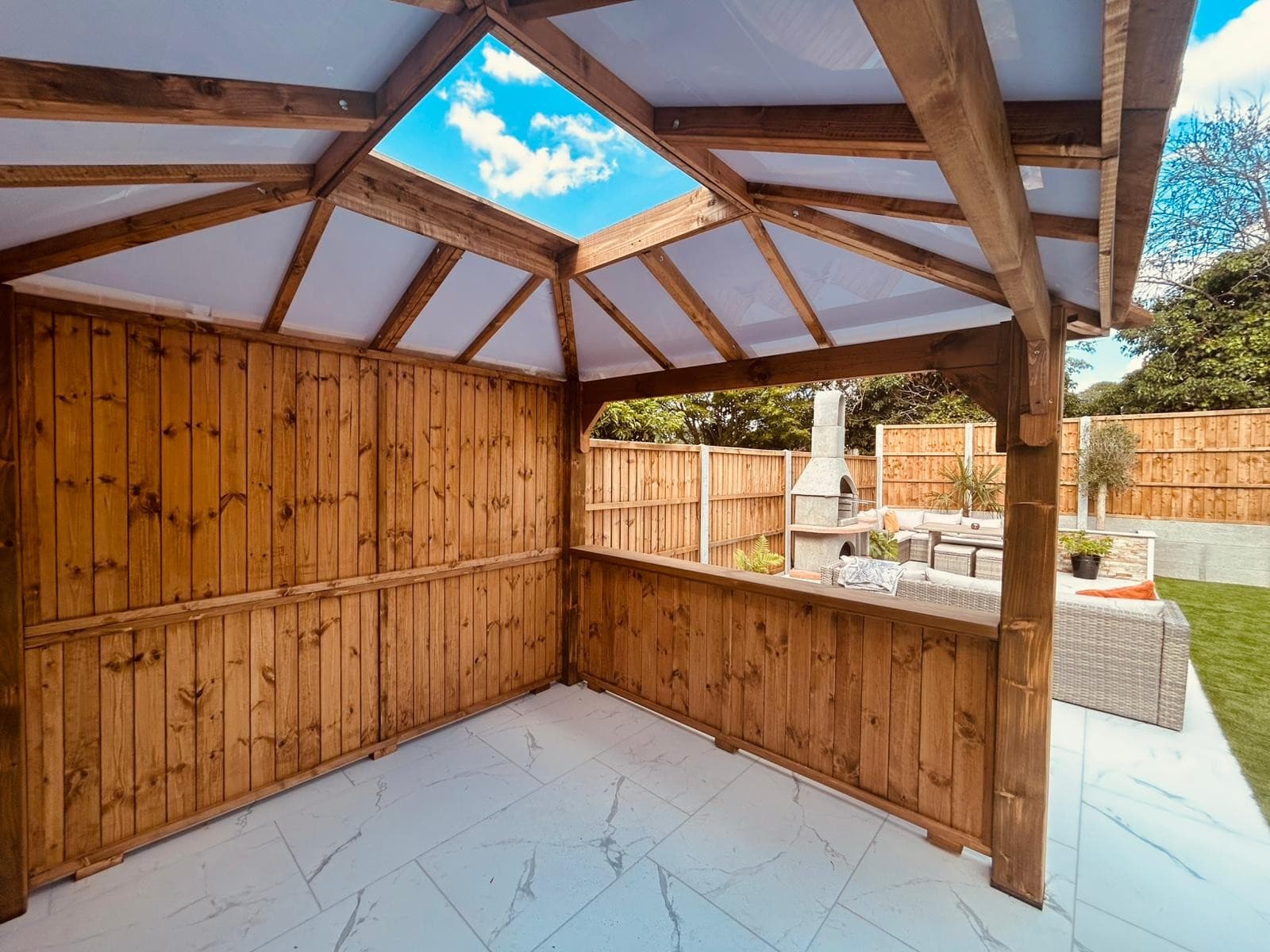 4.0m x 2.5m Gazebo